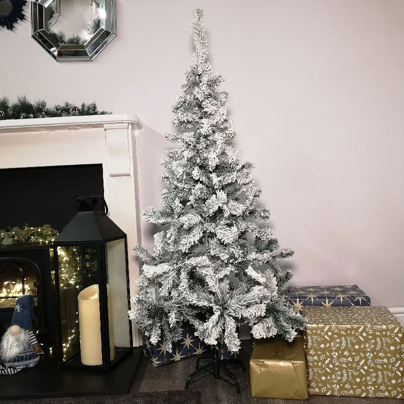 5ft (1.5m) Snowy Rovinj Pine Flocked Hinged Christmas Tree