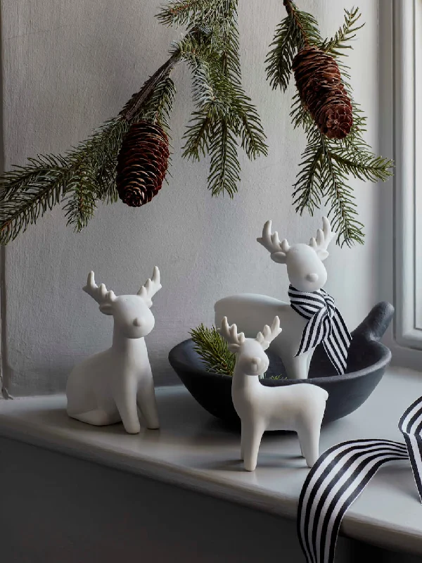 Set of 3 Ceramic Reindeer