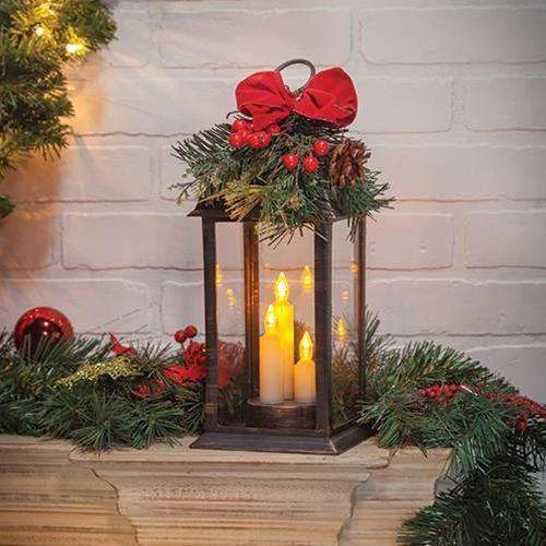 Christmas Lantern w/Greenery