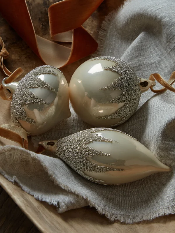 Set of 3 Champagne Gold Baubles