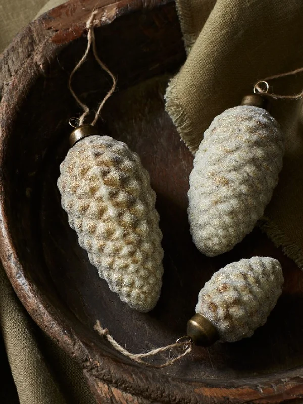 Set of 3 Iced Gold Pinecone